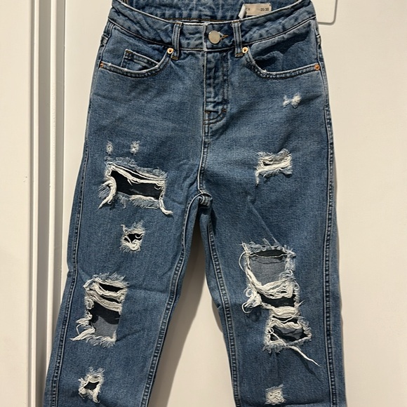 ASOS DISTRESSED JEANS - Picture 2 of 10